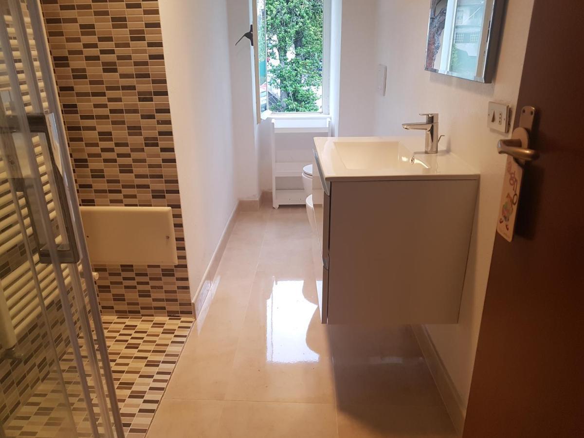 Villa Cardano Maccagno Close To Every Destination ภายนอก รูปภาพ