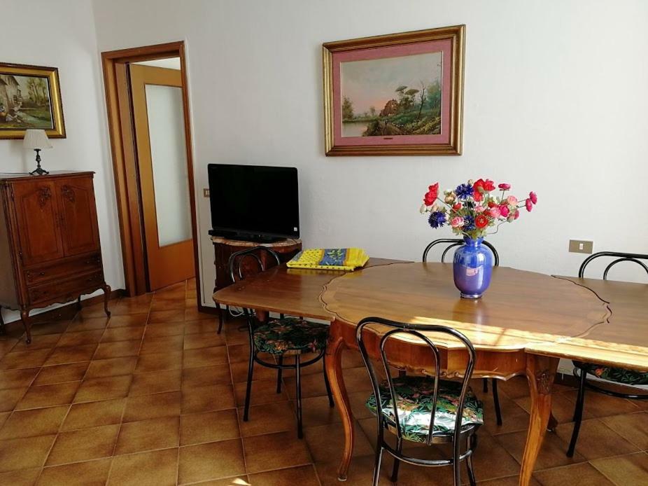 Villa Cardano Maccagno Close To Every Destination ภายนอก รูปภาพ